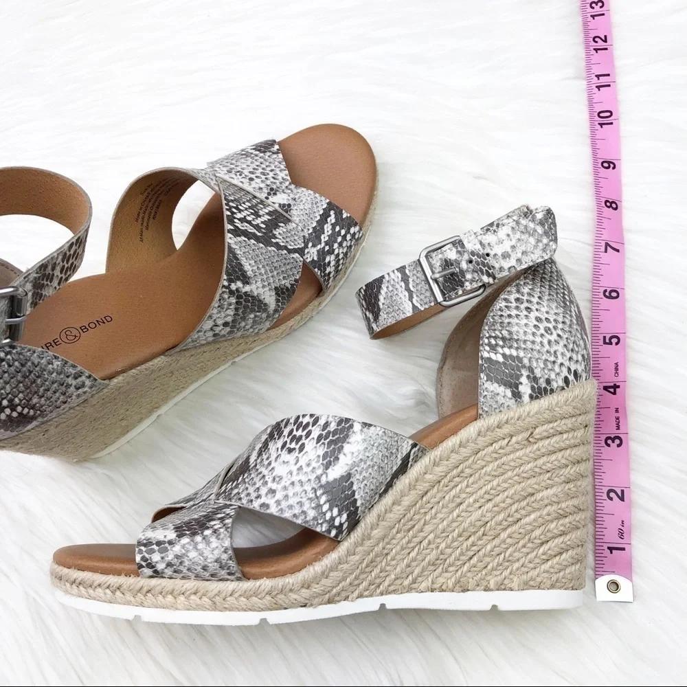 New Treasure and Bond Poppy Espadrille Wedges